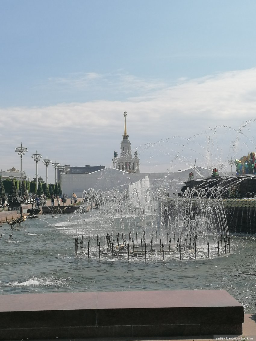 Выставка цветов на ВДНХ — Куклы Rainbow High (Рейнбоу Хай (фото 8)