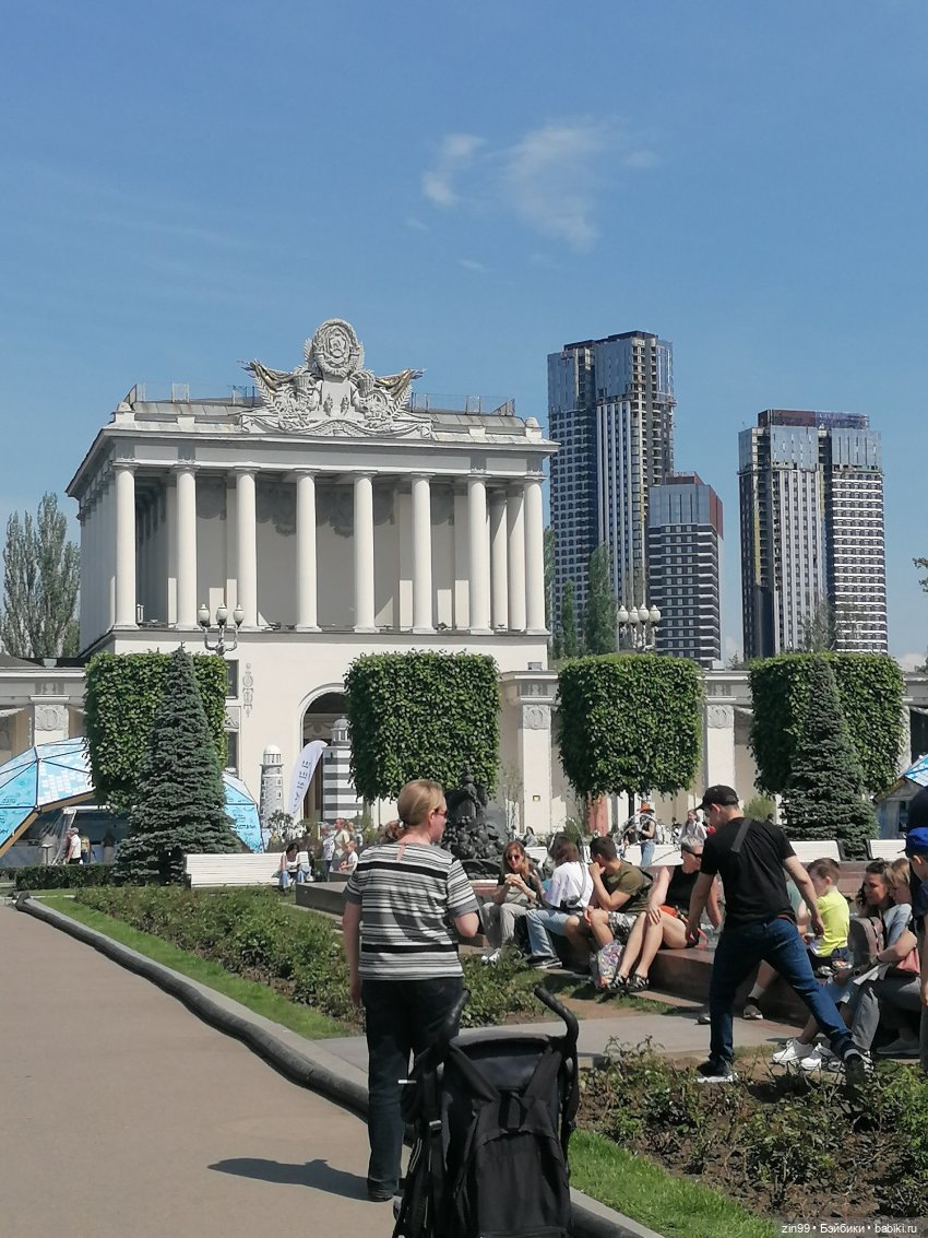 Выставка цветов на ВДНХ — Куклы Rainbow High (Рейнбоу Хай (фото 6)