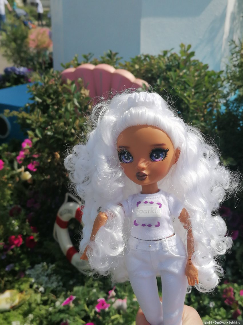 Выставка цветов на ВДНХ — Куклы Rainbow High (Рейнбоу Хай (фото 10)