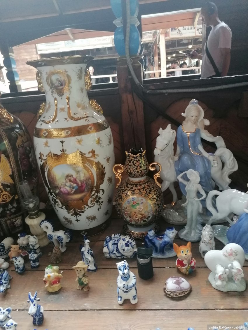 Вернисаж в Измайлово и барахолка там же