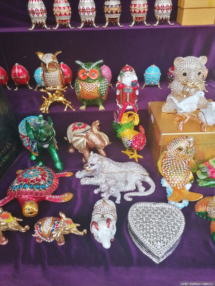 Вернисаж в Измайлово и барахолка там же