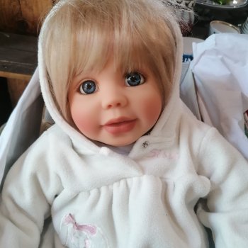 Вернисаж в Измайлово и барахолка там же