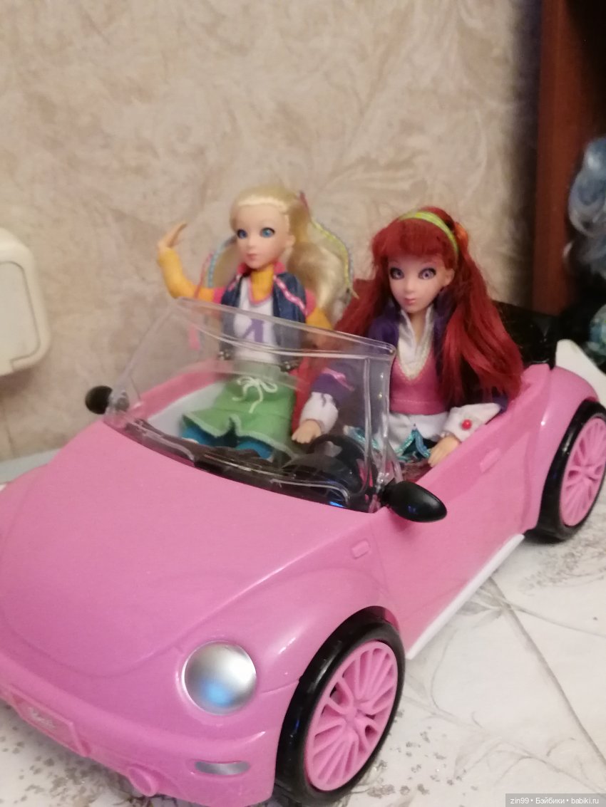 Розовая машинка для кукол