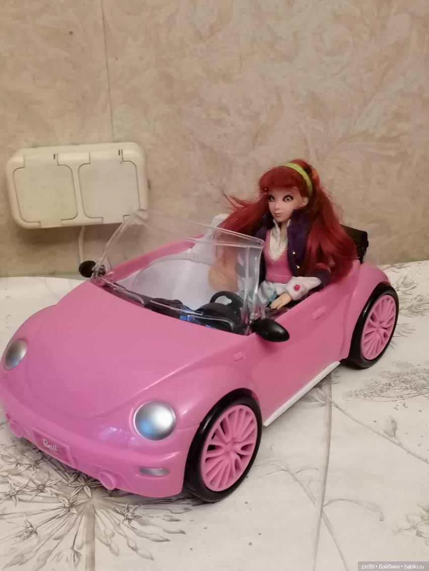 Розовая машинка для кукол