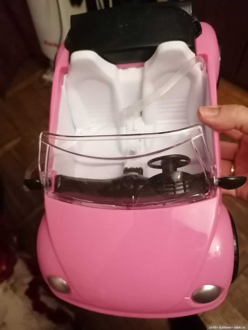 Розовая машинка для кукол