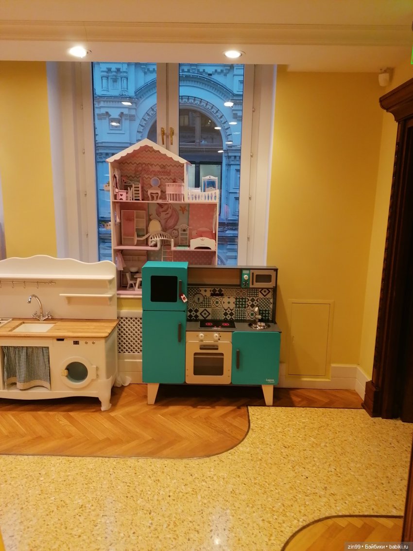 Новогодний ГУМ — Игровые куклы разных производителей (Разное): редкие бренды