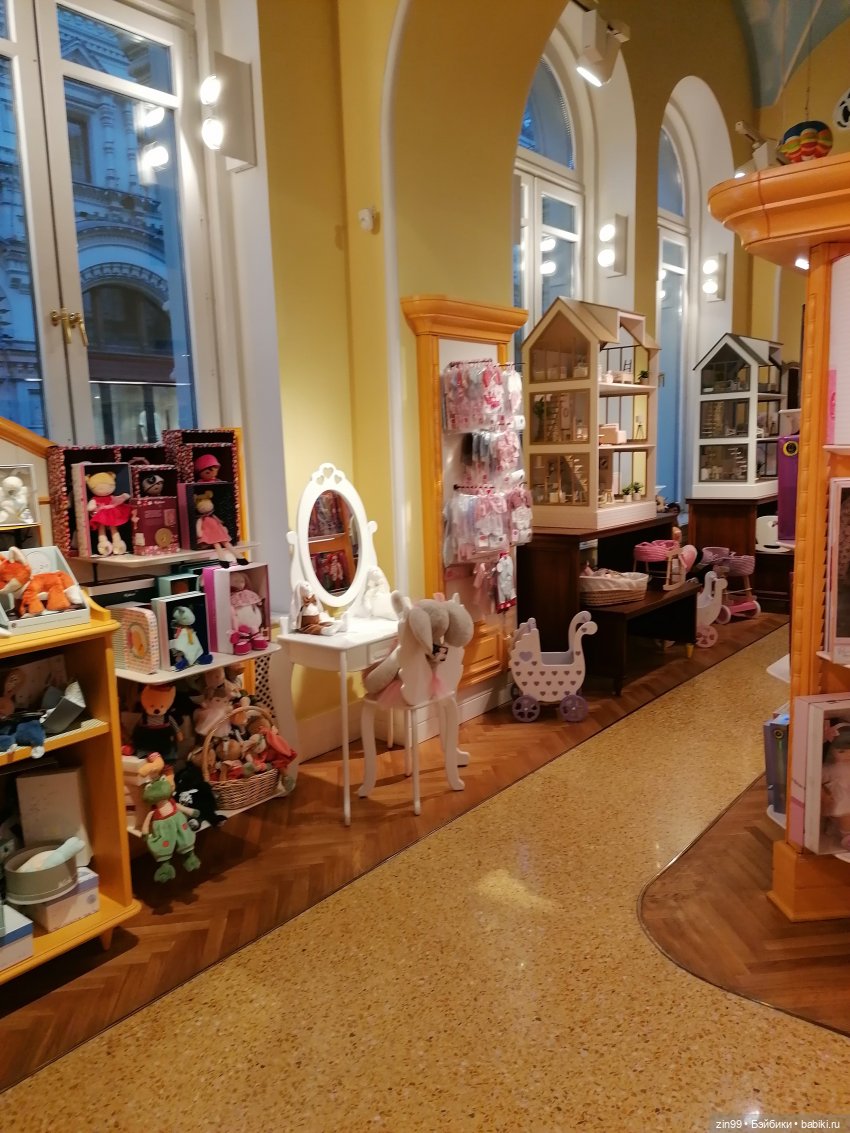 Новогодний ГУМ — Игровые куклы разных производителей (Разное): редкие бренды