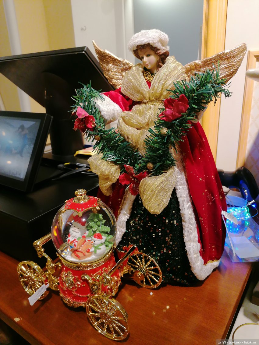 Новогодний ГУМ продолжение