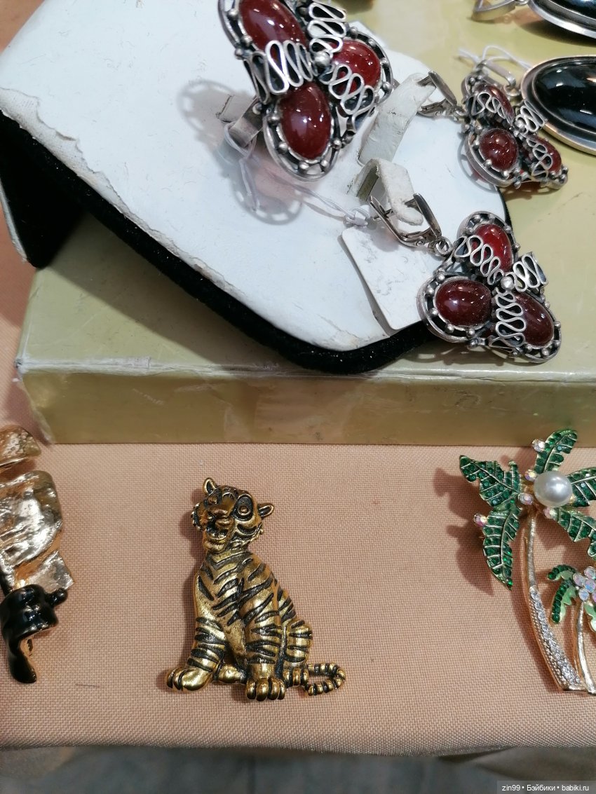 "Новогодний подарок" в Московском Доме художника - весь декабрь