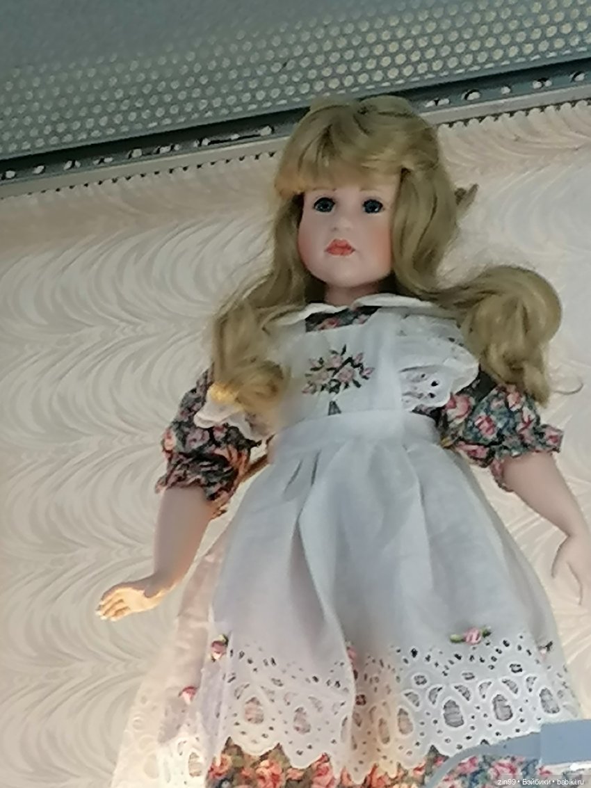 "Новогодний подарок" в Московском Доме художника - весь декабрь