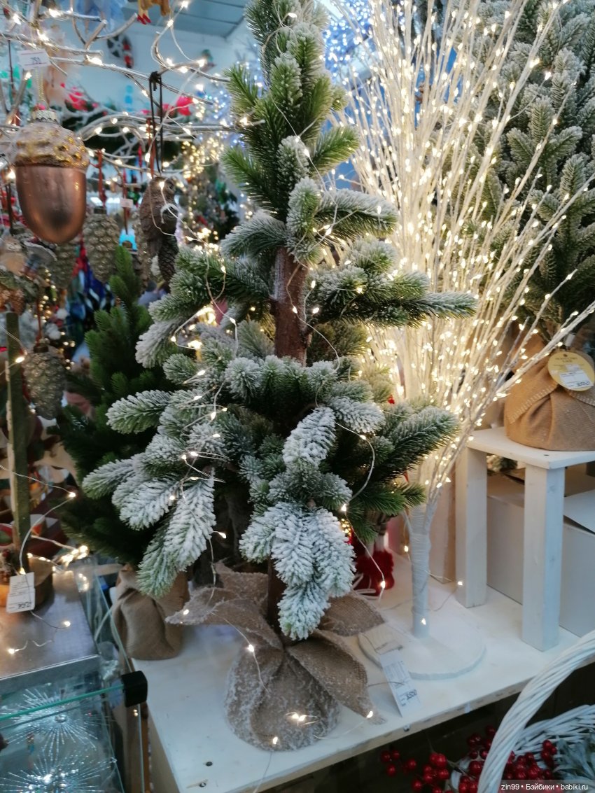 "Новогодний подарок" в Московском Доме художника - весь декабрь