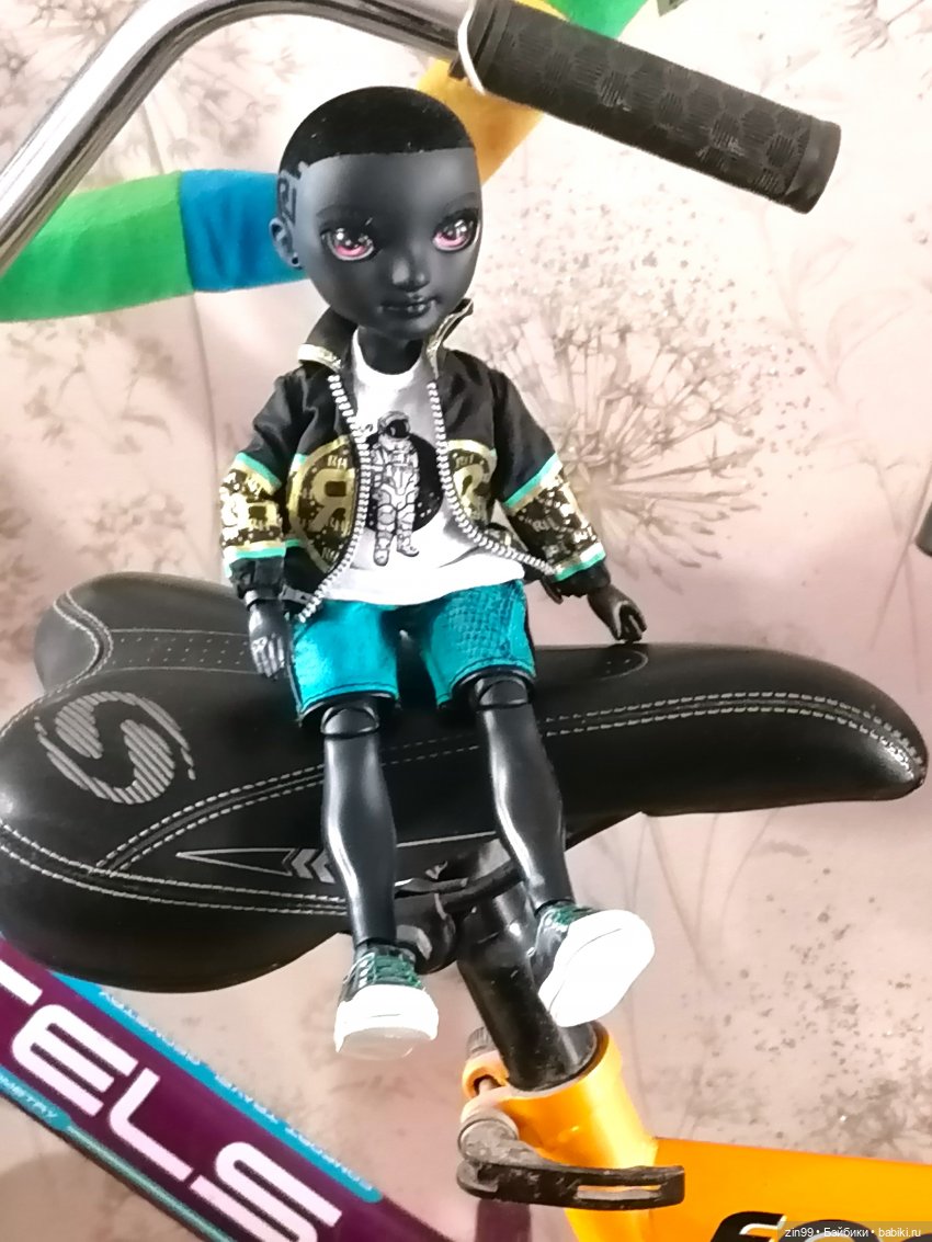 Рекс Shadow High | Бэйбики Рекс Shadow High — Куклы Rainbow High (Рейнбоу Хай