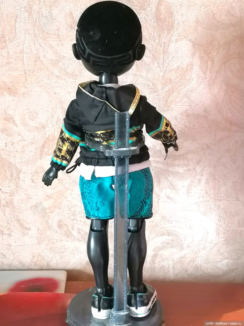 Рекс Shadow High | Бэйбики Рекс Shadow High — Куклы Rainbow High (Рейнбоу Хай