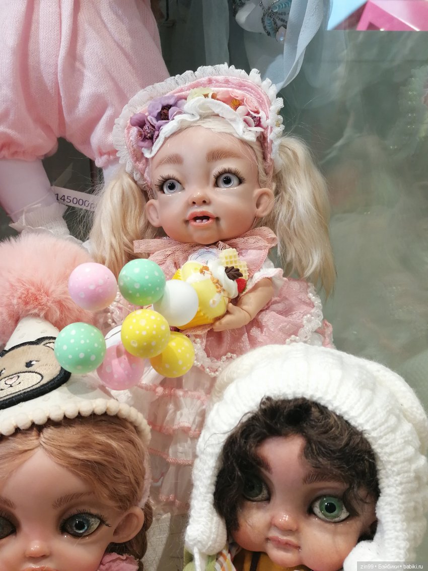 Прогулка в ЦДМ — Игровые куклы разных производителей (Разное): редкие бренды