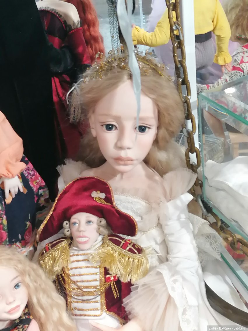 Прогулка в ЦДМ — Игровые куклы разных производителей (Разное): редкие бренды