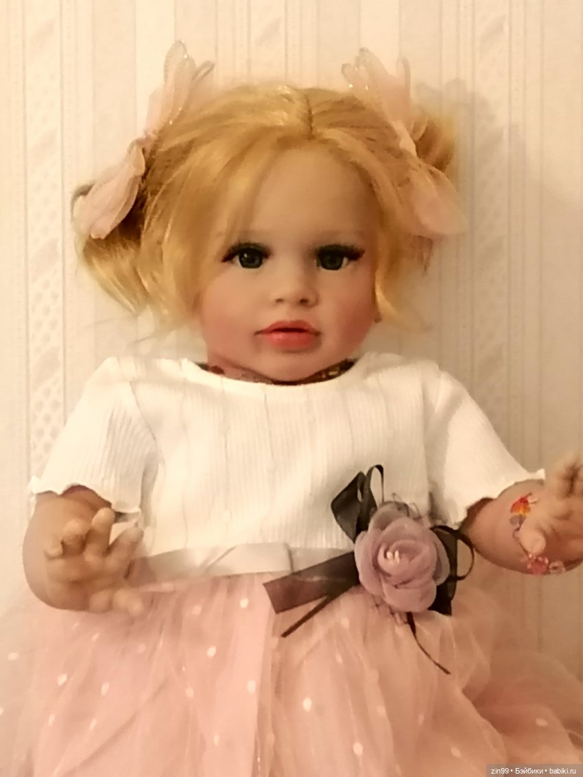 Девочки любят переодеваться