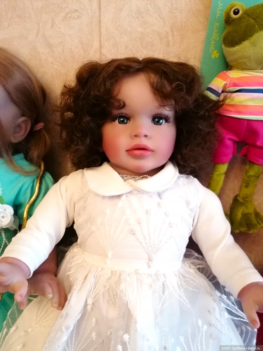 Девочки любят переодеваться