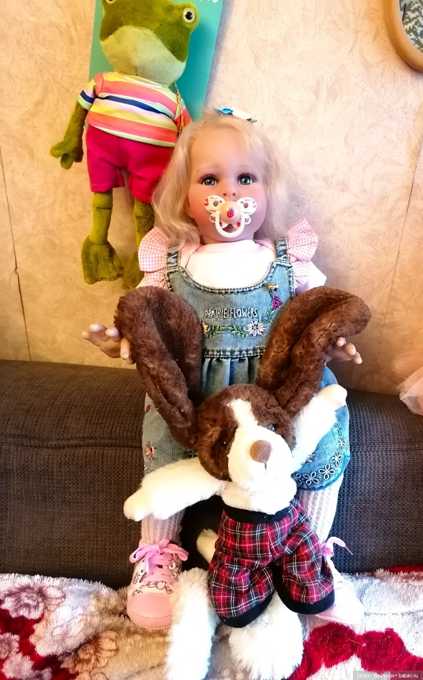 Две одинаковые, двойняшки