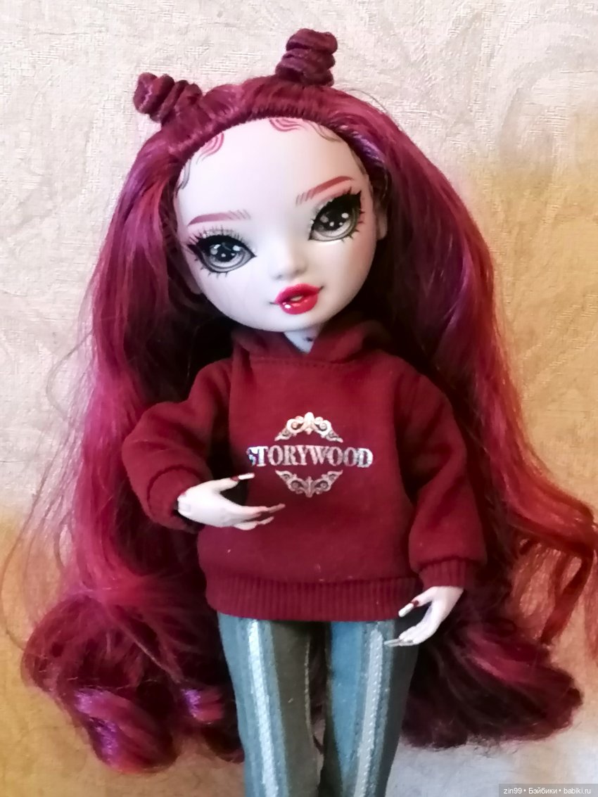 Скарлетт Shadow High | Бэйбики Скарлетт Shadow High — Куклы Rainbow High (Рейнбоу Хай (фото 3)