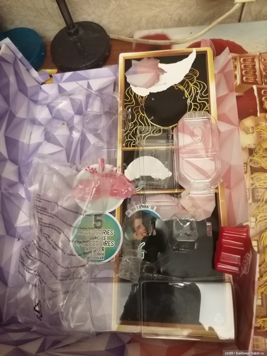 Кукла Rainbow High Creative Crystals Ирис-Iris Bow | Бэйбики Кукла Rainbow High Creative Crystals Ирис-Iris Bow (фото 9)