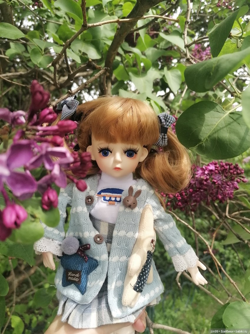 Плыл по городу запах сирени