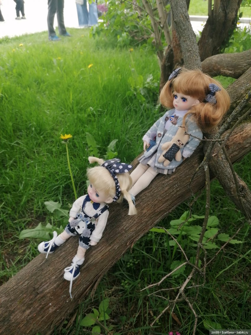 Плыл по городу запах сирени