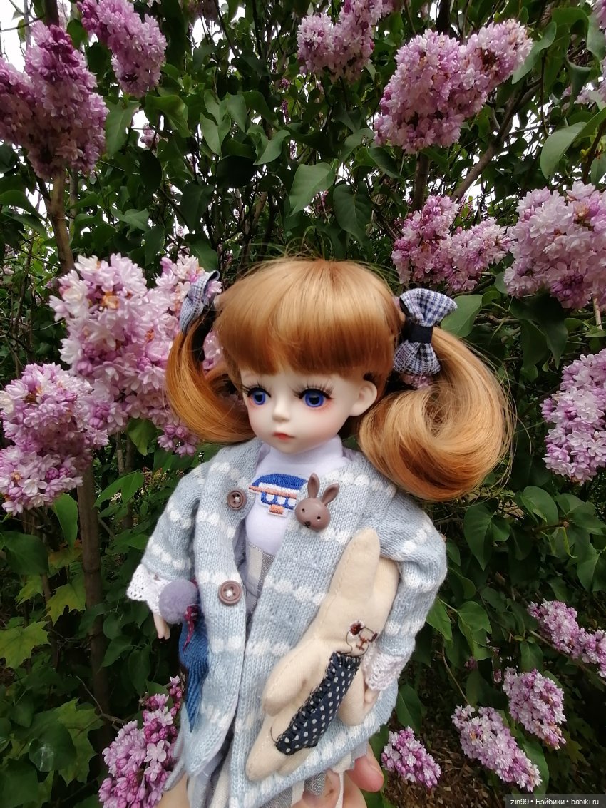 Плыл по городу запах сирени