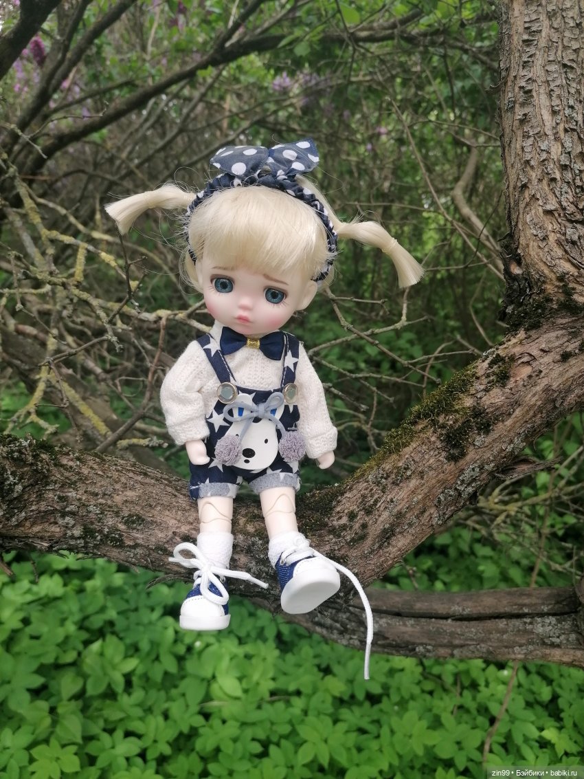 Плыл по городу запах сирени