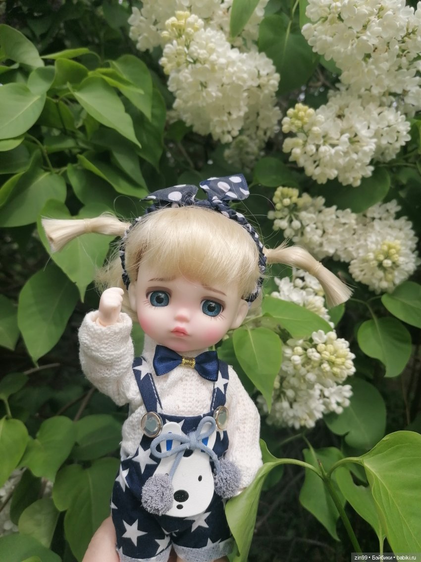 Плыл по городу запах сирени