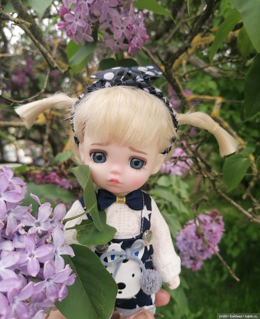 Плыл по городу запах сирени