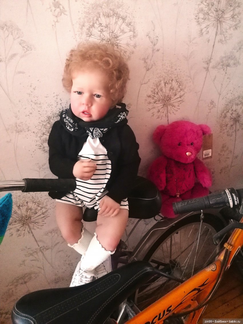 Лиам игровой — Коллекции игровых кукол (Playline): фото полок