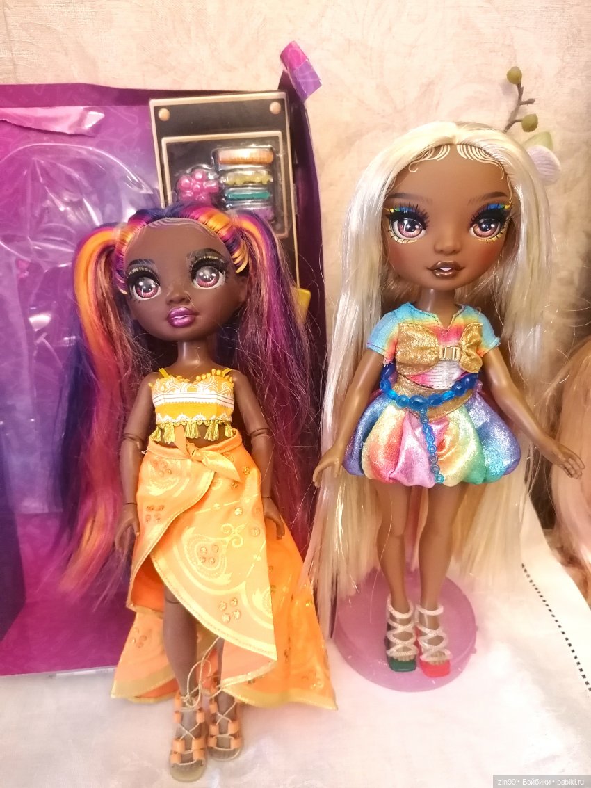 Мелина Rainbow High распаковка