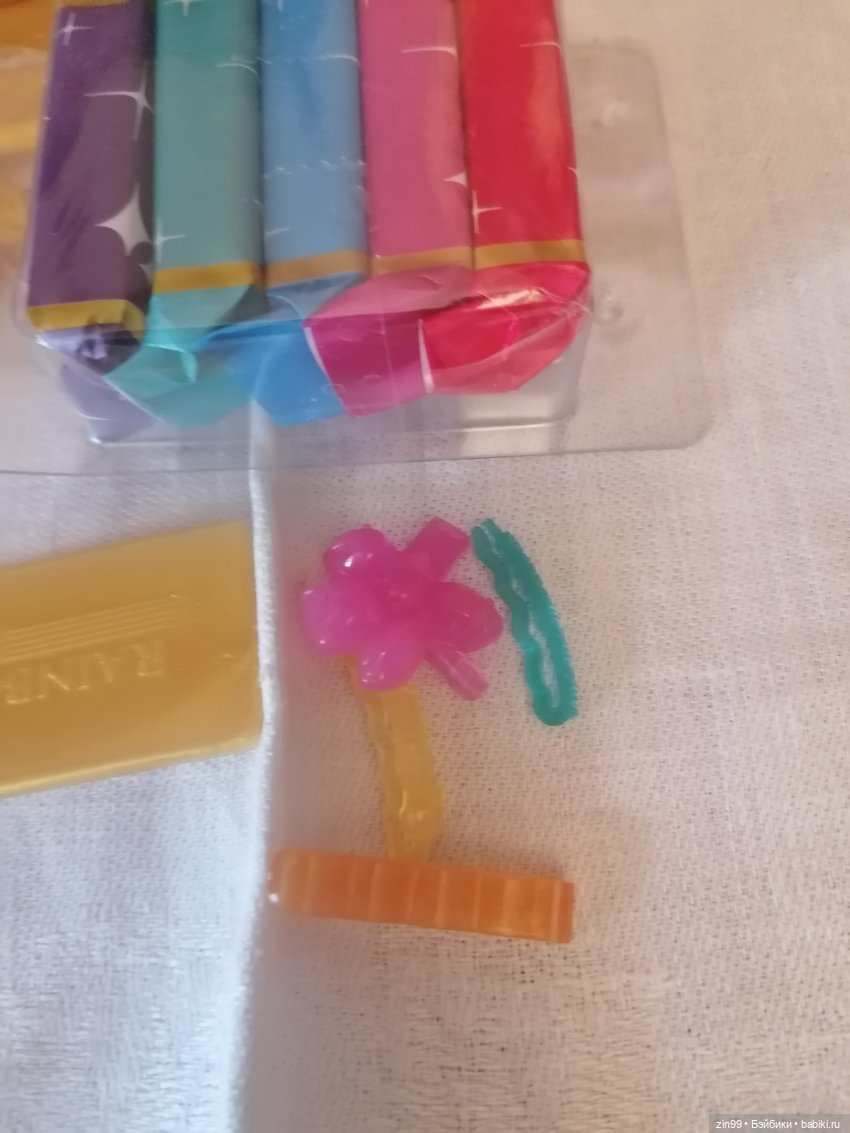 Мелина Rainbow High распаковка