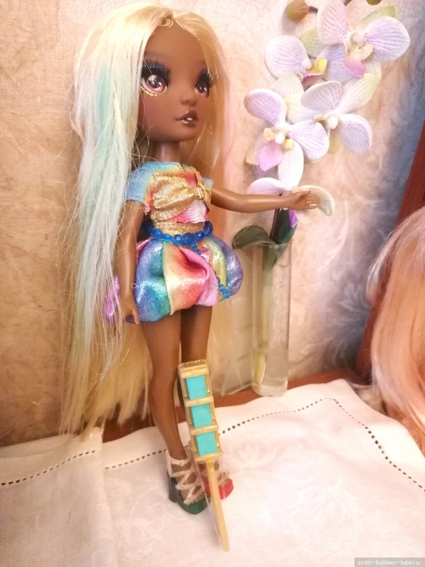 Мелина Rainbow High распаковка