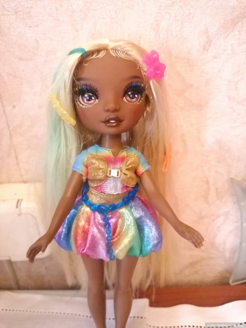Мелина Rainbow High распаковка