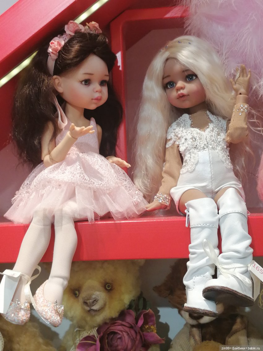 Прогулка в детский магазин в Москве