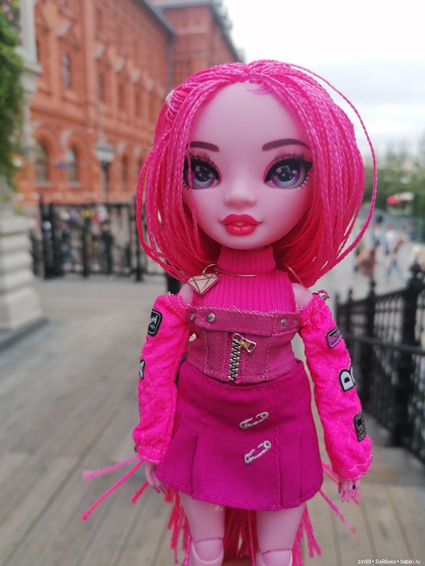 Кукла Shadow High Series 3 Pinkie (фото 7)
