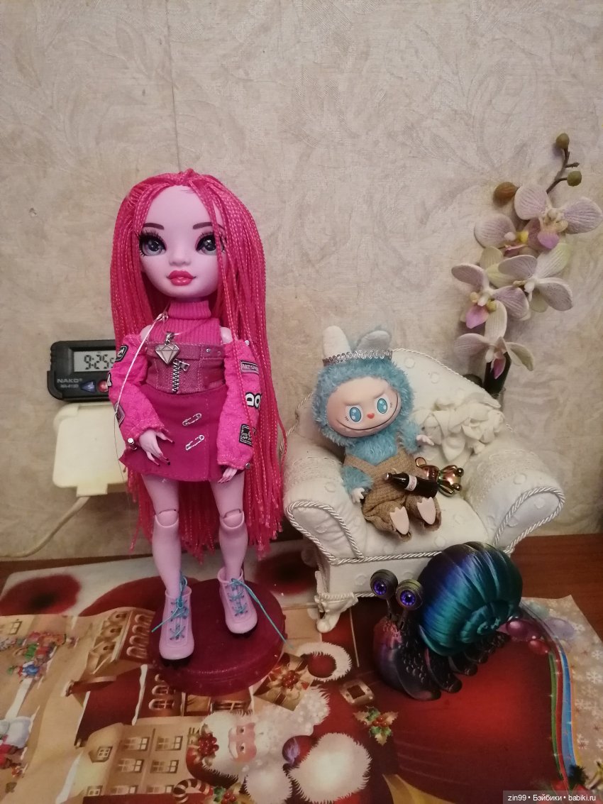 Кукла Shadow High Series 3 Pinkie