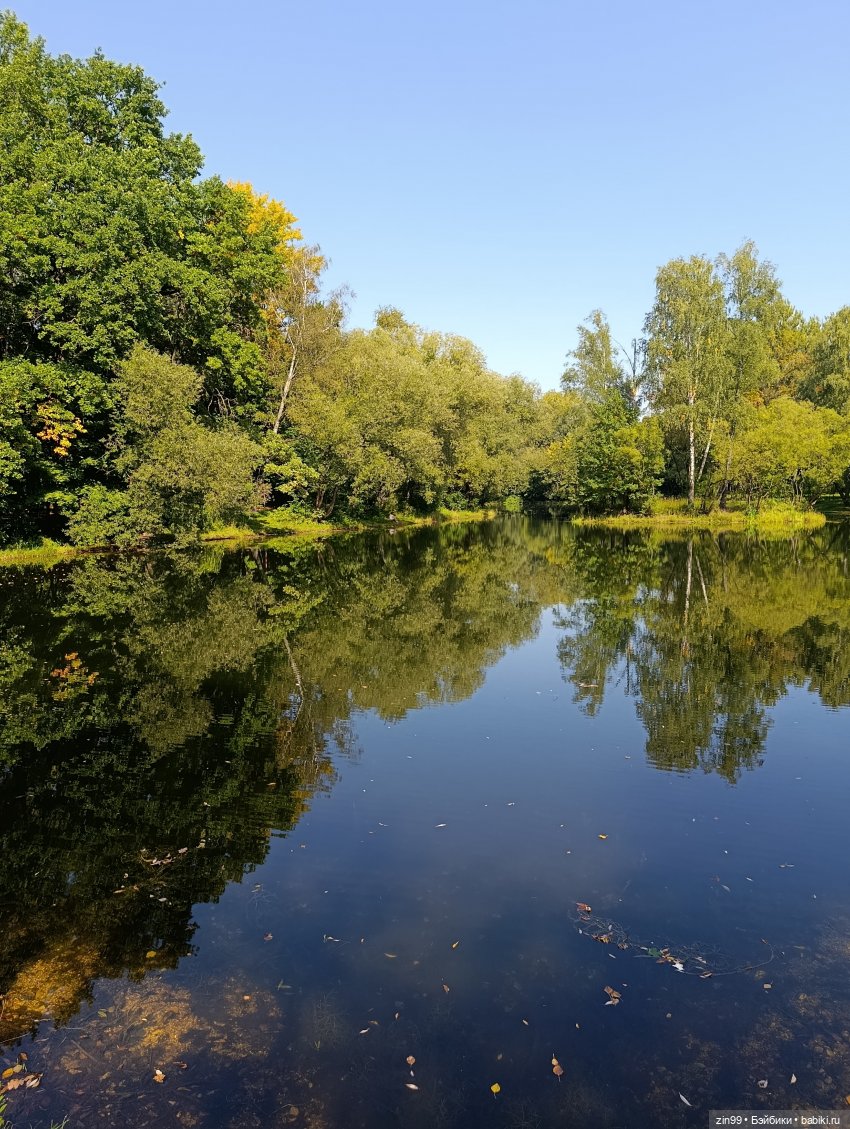 Обмен шапками в последний день лета
