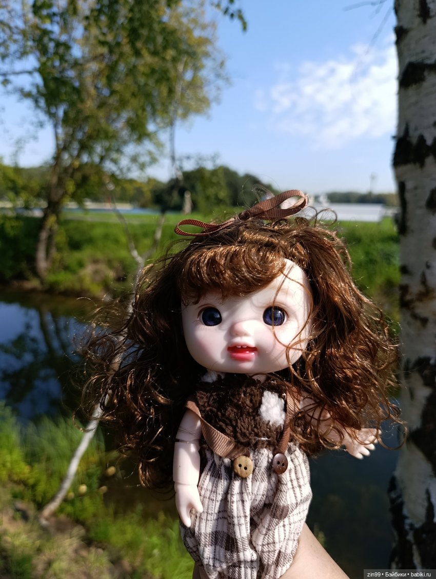 Обмен шапками в последний день лета