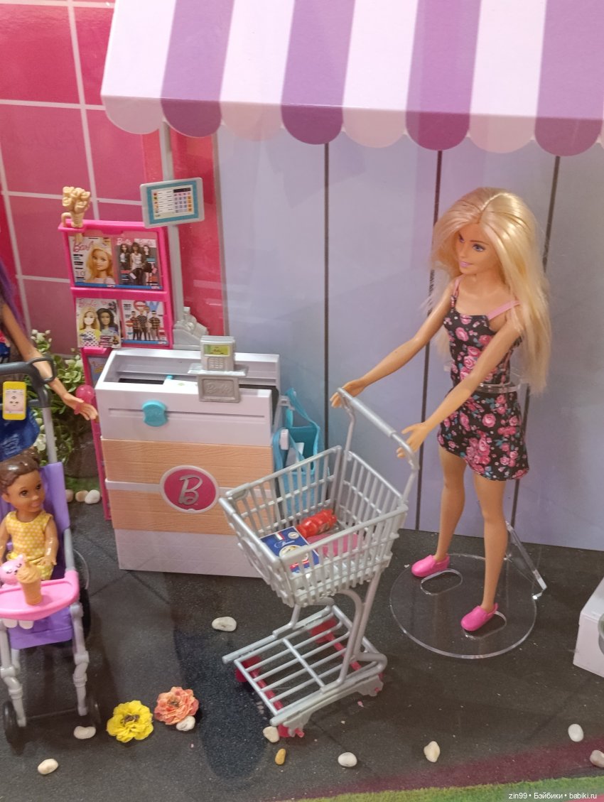 В детском магазине — Игровые куклы разных производителей (Разное): редкие бренды