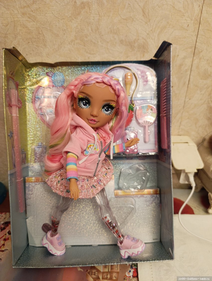 Розетта Rainbow High — Куклы Rainbow High (Рейнбоу Хай