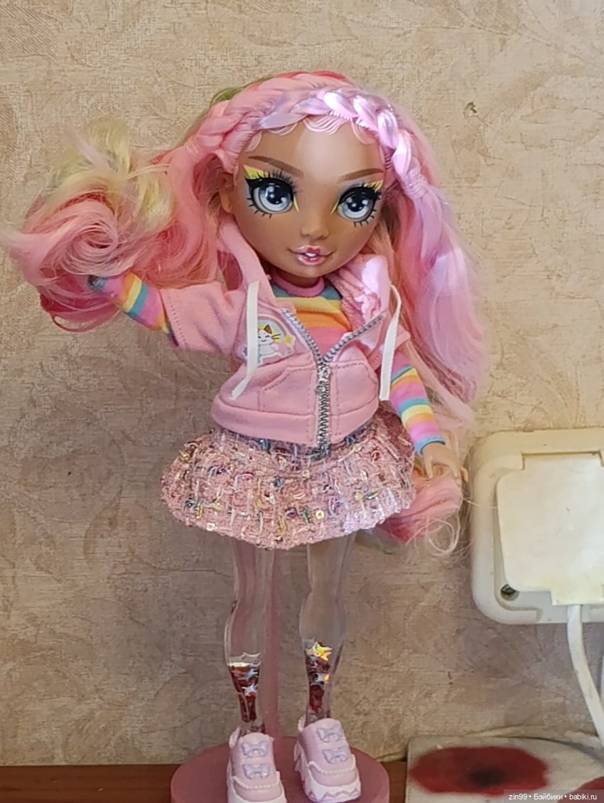 Розетта Rainbow High — Куклы Rainbow High (Рейнбоу Хай
