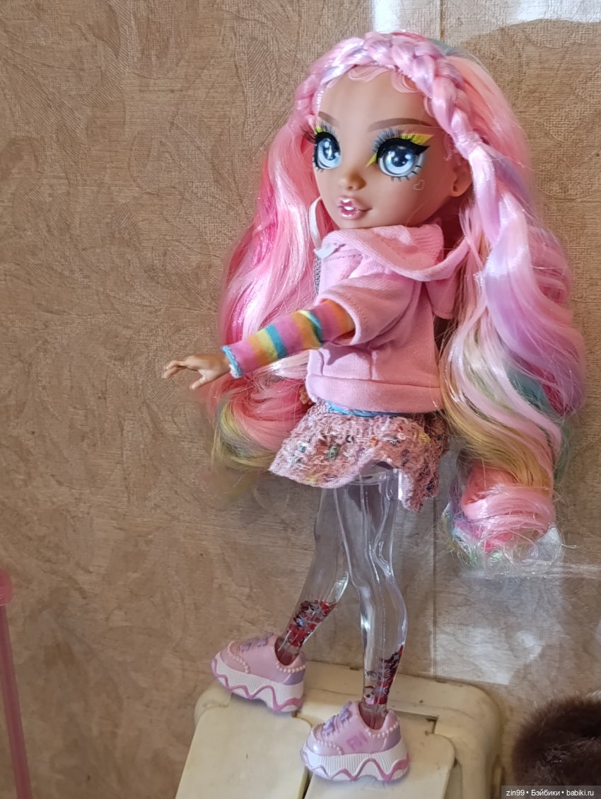 Розетта Rainbow High — Куклы Rainbow High (Рейнбоу Хай