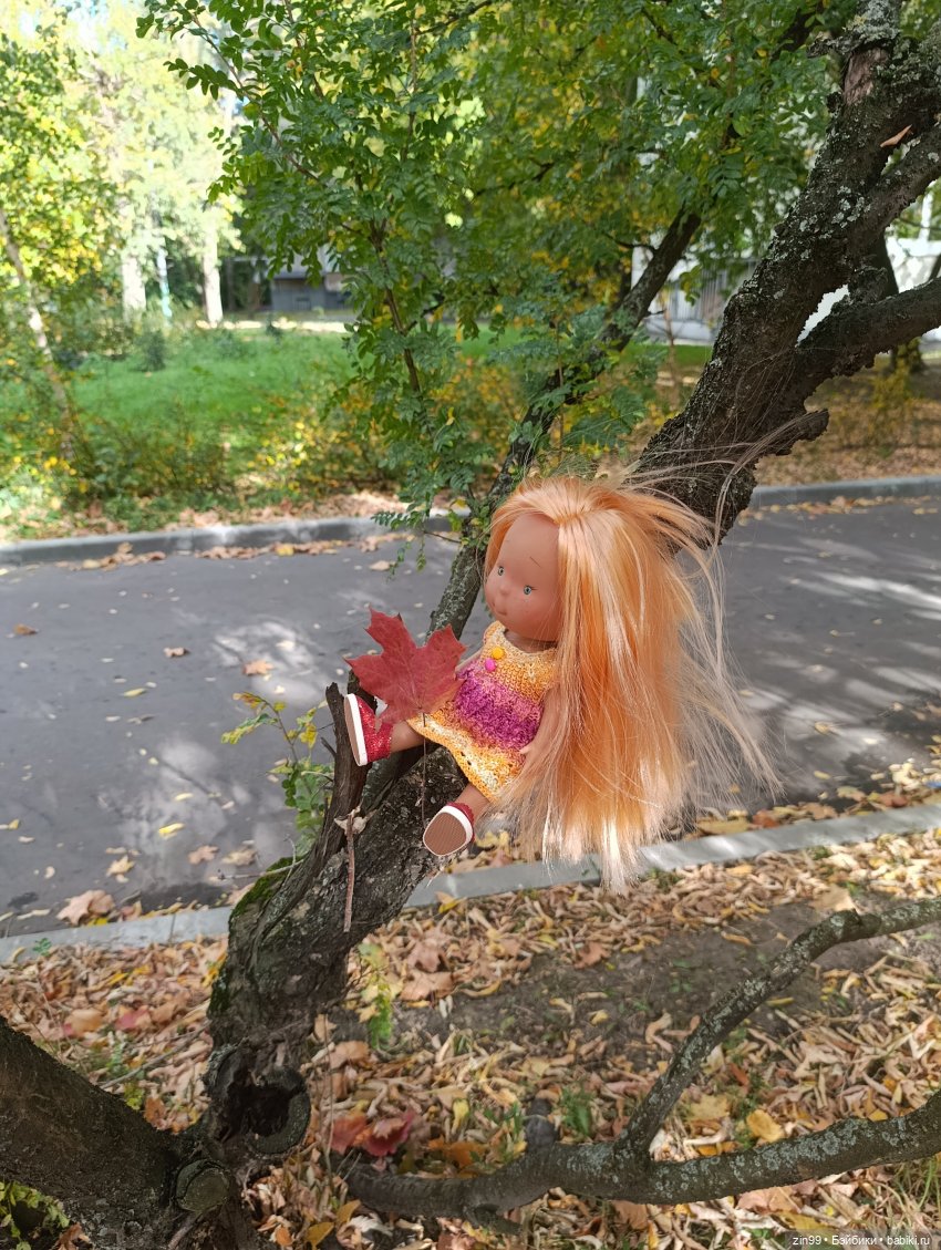 Московская осень и девочка