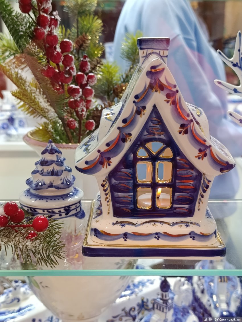 Новогодний ГУМ 2025 года — Игровые куклы разных производителей (Разное): редкие бренды