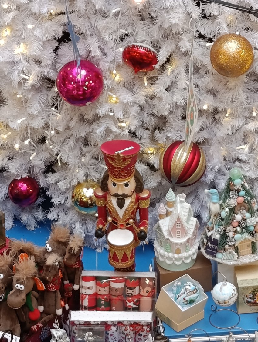 Новогодний ГУМ 2025 года — Игровые куклы разных производителей (Разное): редкие бренды (фото 7)