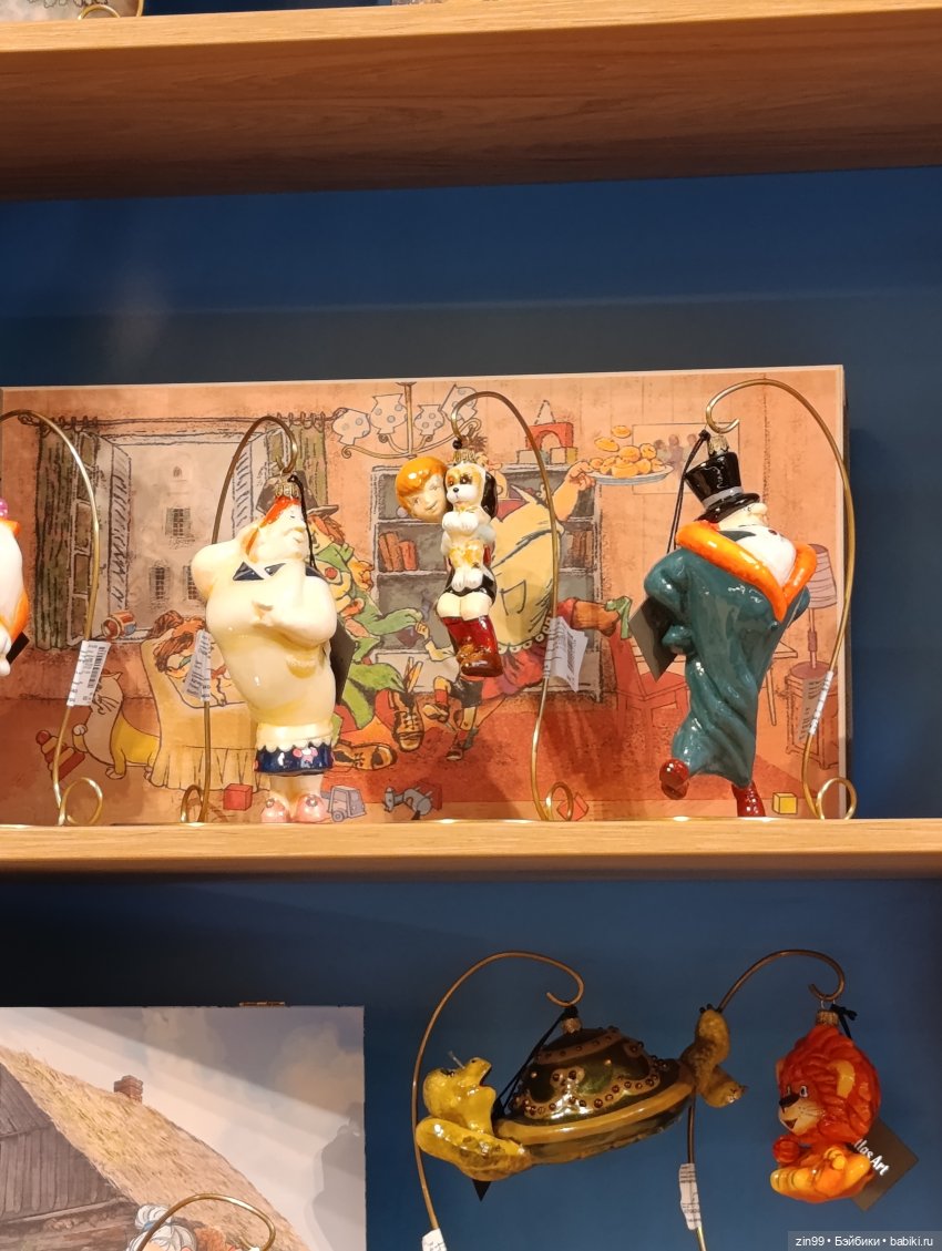 Новогодний ГУМ 2025 года — Игровые куклы разных производителей (Разное): редкие бренды