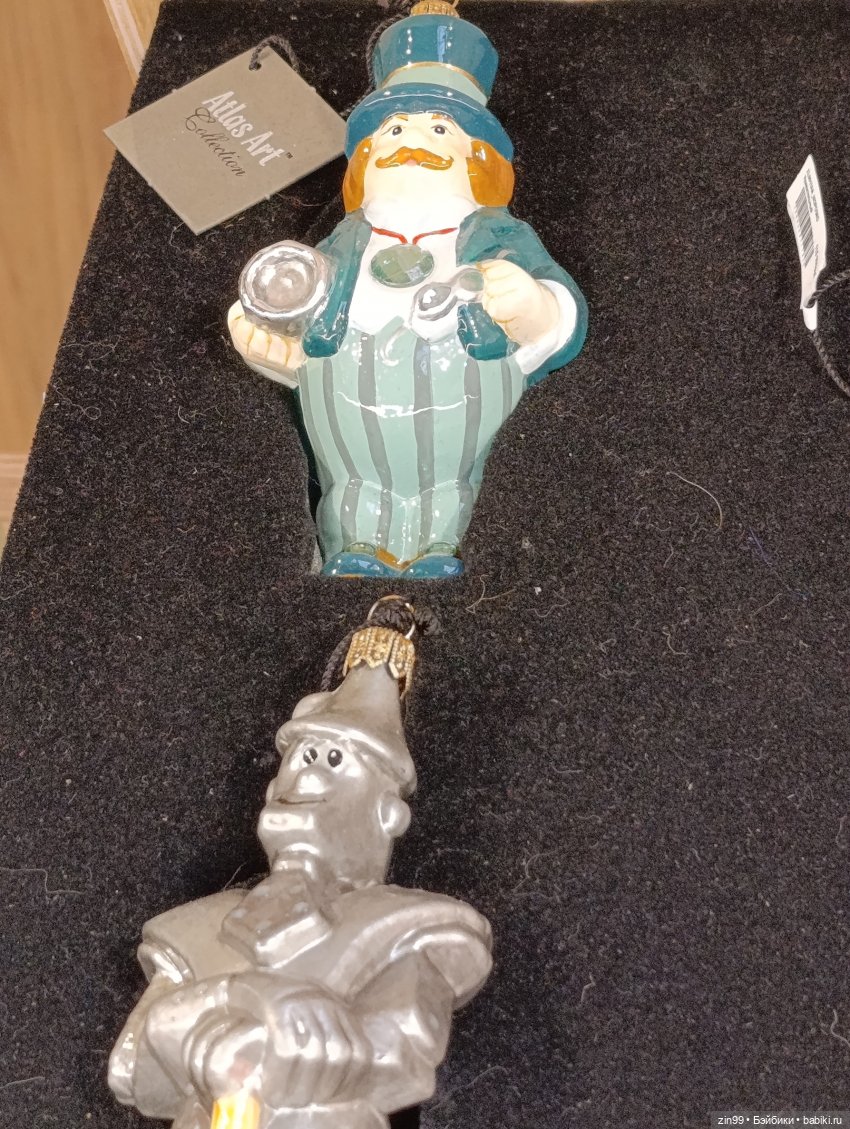 Новогодний ГУМ 2025 года — Игровые куклы разных производителей (Разное): редкие бренды