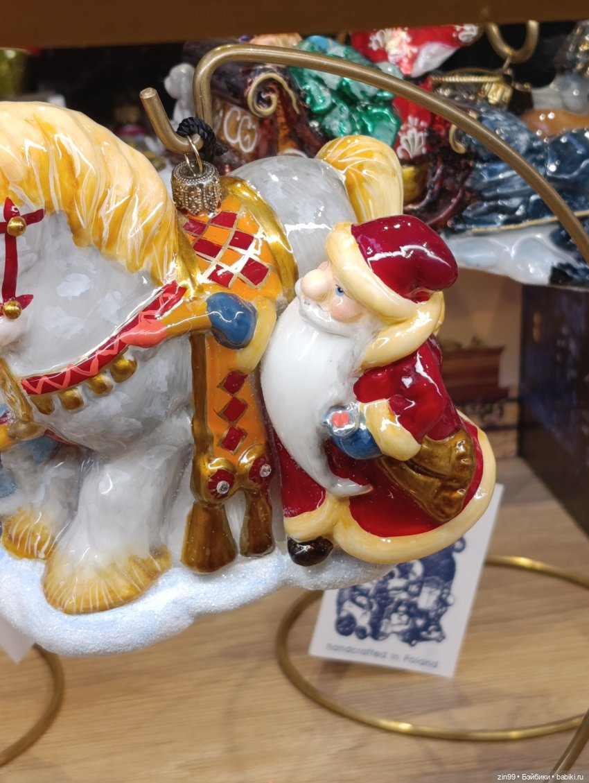 Новогодний ГУМ 2025 года — Игровые куклы разных производителей (Разное): редкие бренды